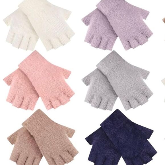 New in Package Fuzzy Microfiber Fingerless Gloves - Picture 1 of 9